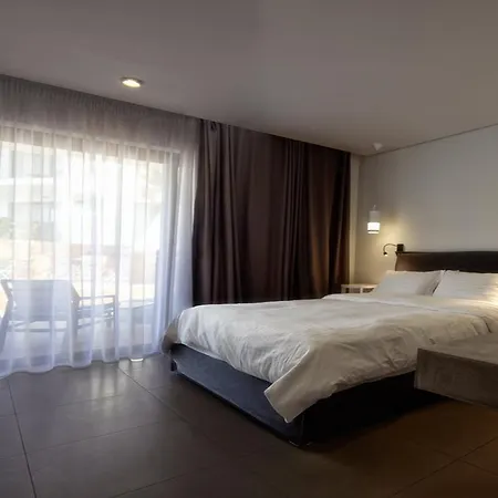 Aqua Bay Family 1st Floor טסיליבי