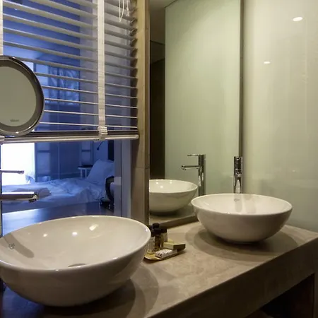 Aqua Bay Family 1st Floor מלון טסיליבי