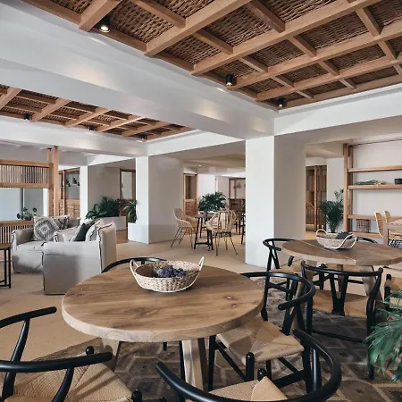 מלון Aqua Bay Family 1st Floor טסיליבי