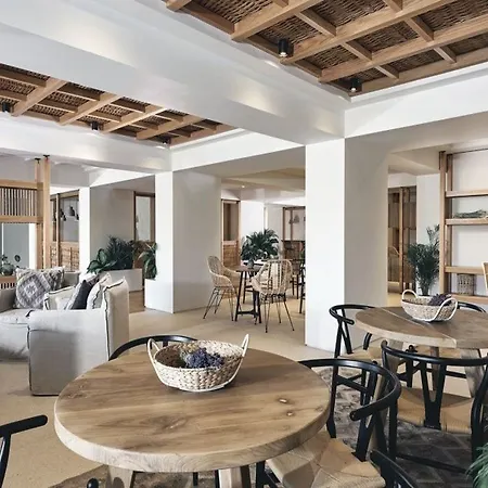 Aqua Bay Family 1st Floor מלון טסיליבי